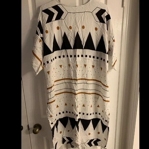 Aztec Cover Up - Picture 3 of 5